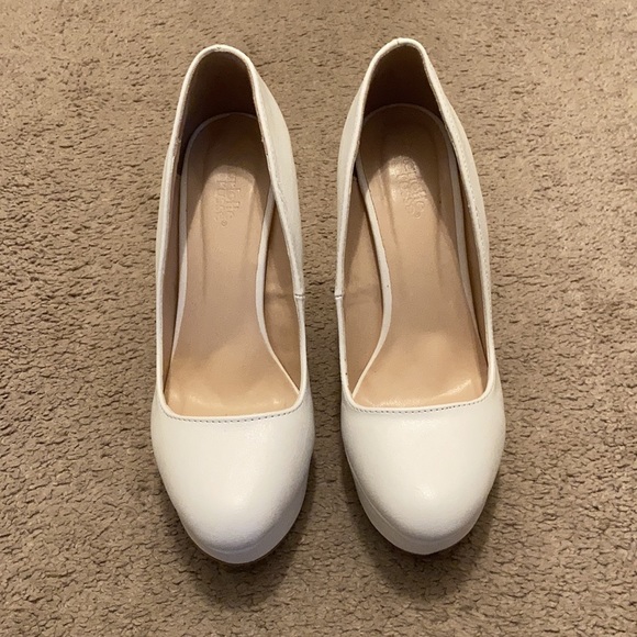 Charlotte Russe White Pumps - Picture 3 of 5